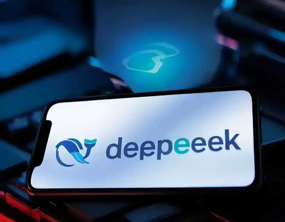 梁文峰不像圣人像商人，DeepSeek最会挣钱